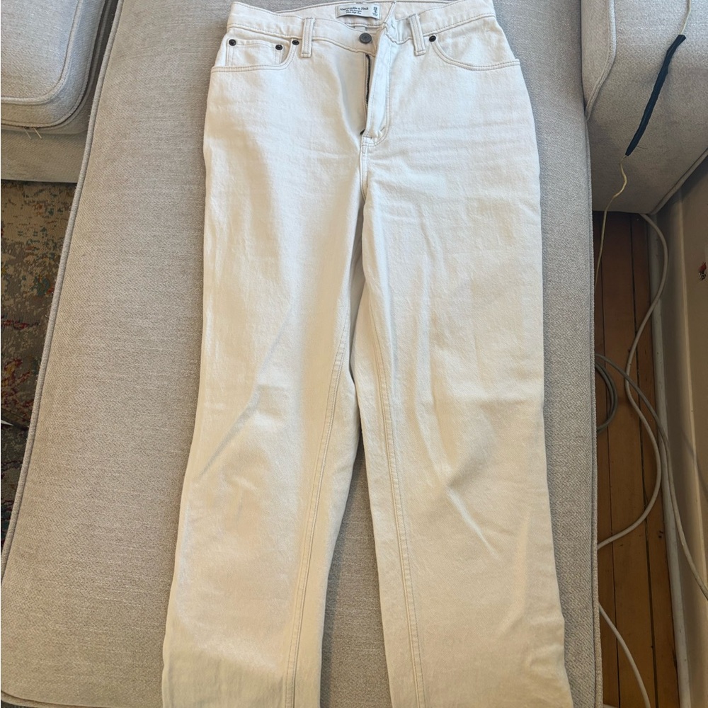 Abercrombie 90s straight ultra high rise curve love size 8 white
